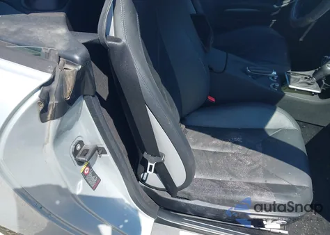 2005 Mercedes-Benz Slk 350 from USA, damaged, VIN WDBWK56F55F049419